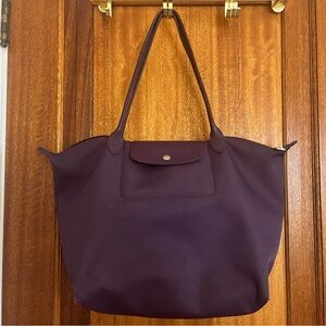 Large Longchamp le Pilage, shoulder bag.